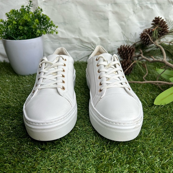 VAGABOND
ZOE PLATFORM SNEAKERS size 40 US 10 NEW
$140
White leather - Picture 15 of 17